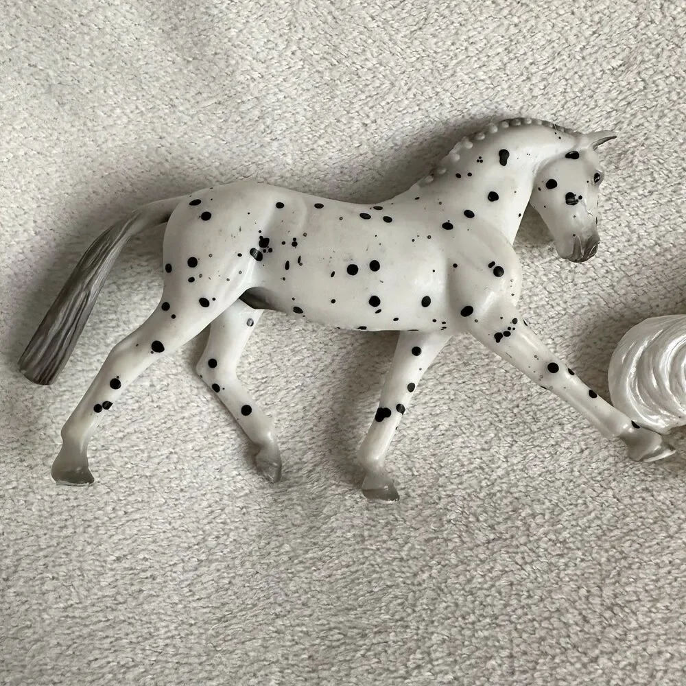 Breyer Stablemates Lot Of 3 Horses Leopard Appaloosa Gold Unicorn Figures